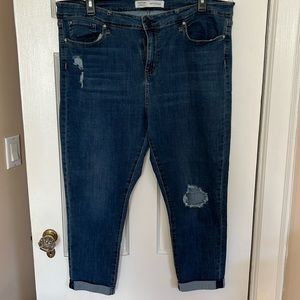 Levi Strauss size 20 blue distressed jean